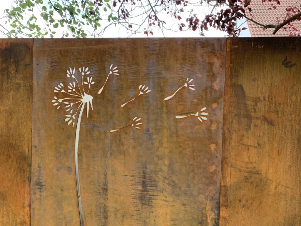 Garten mit Wasserbecken (7) Web