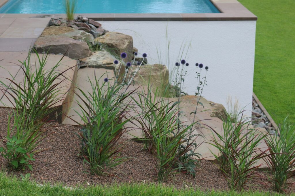 Hanggarten mit Pool (14) Web